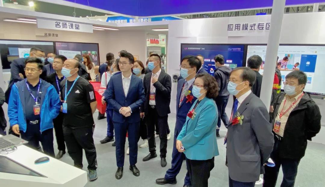 河北展，奧威亞“三個(gè)課堂”引全場(chǎng)矚目