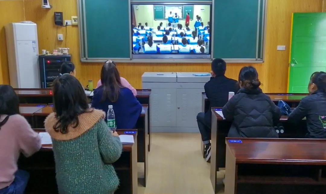 湖南網絡聯(lián)校：千群萬課，均衡城鄉(xiāng)教育